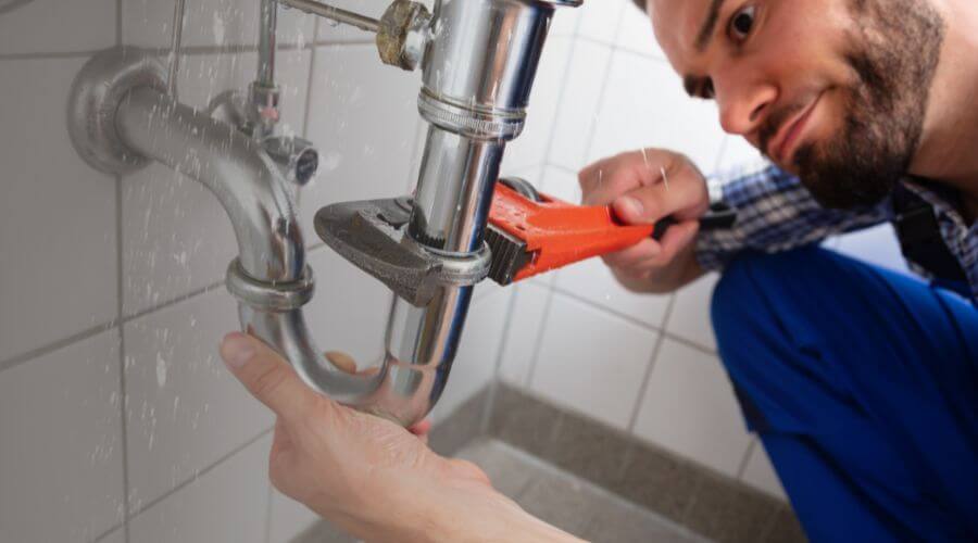 Expert burst pipe repair services in Ajo, AZ
